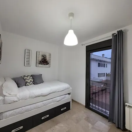 Apartment Living L *