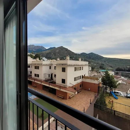 Living L Apartment *
